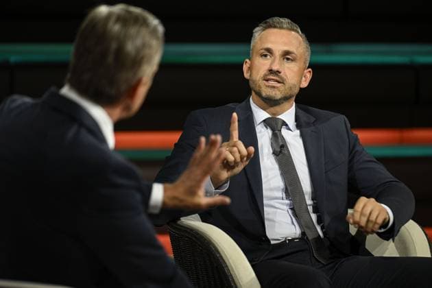 Markus Lanz (li.) mit Ulrich Siegmund 07 26 her Markus Lanz (li.) und Ulrich Siegmund am 2. Juli 2026 in Markus Lanz , ZDF TV Fernsehen Talkshow Talk Show Deutschland deutsch deutscher Mann Männer Politiker Politik AfD politician german Italien italienisch italienischer italienisch-deutscher Moderator Fotografie Fotograf Journalist Journalismus Autor journalism german-italian presenter host photographer author quer halb sitzend sprechend zuhörend gestikulierend *** Markus Lanz with Ulrich Siegmund on July 2, 2026; Markus Lanz and Ulrich Siegmund on July 2, 2026, on *Markus Lanz*, ZDF TV talk show Germany German man men politician politics AfD politician German Italian Italian presenter host photographer author journalism Ge
