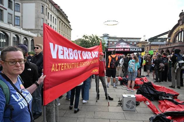 Erfurter AfD Parteitag 2026 ** NUR FÜR REDAKTIONELLE ZWECKE ** EDITORIAL USE ONLY **<p>Erfurt AfD Parteitag 04.07.2026 DGB Demostration < p> Marco Schmidt Thüringen Germany Erfurt Copyright: MarcoxSchmidt *** Erfurt AfD Party Convention 2026 ** FOR EDITORIAL PURPOSES ONLY ** EDITORIAL USE ONLY ** p Erfurt AfD Party Convention 04 07 2026 DGB Demonstration p Marco Schmidt Thuringia Germany Erfurt Copyright MarcoxSchmidt Copyright: MarcoxSchmidt doc86kdsvc62wm1eu3bco5d ,EDITORIAL USE ONLY