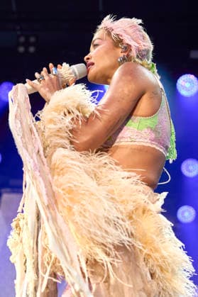 Rita Ora live bei der Eröffnung vom Sommerfestival 2026 in der Autostadt. Wolfsburg, 03.07.2026 *** Rita Ora performs live at the opening of the 2026 Summer Festival at Autostadt Wolfsburg, July 3, 2026 Foto:xU.xStammx xFuturexImagex ora_6754
