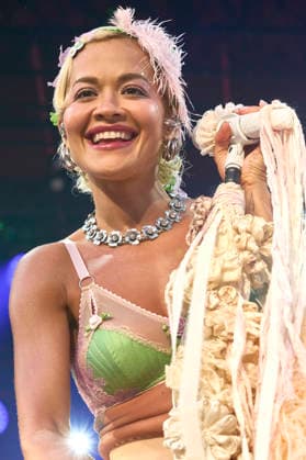 Rita Ora live bei der Eröffnung vom Sommerfestival 2026 in der Autostadt. Wolfsburg, 03.07.2026 *** Rita Ora performs live at the opening of the 2026 Summer Festival at Autostadt Wolfsburg, July 3, 2026 Foto:xU.xStammx xFuturexImagex ora_6758