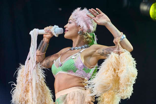 Rita Ora live bei der Eröffnung vom Sommerfestival 2026 in der Autostadt. Wolfsburg, 03.07.2026 *** Rita Ora performs live at the opening of the 2026 Summer Festival at Autostadt Wolfsburg, July 3, 2026 Foto:xU.xStammx xFuturexImagex ora_6772