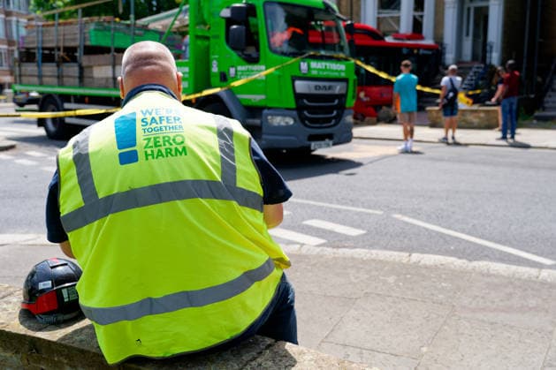London bus crashed into a property. St Quintin Avenue, London. 3rd July 2026 The scene in Notting Hill, West London, after a bus crashed into a property on St Quintin Avenue., Credit:Aldo Ciarrocchi Avalon UK, London  Copyright: xAldoxCiarrocchix xAvalonx 1114227607