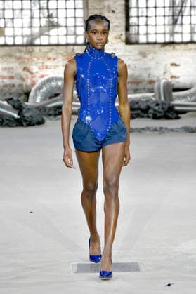 Model bei der Marina Hoermanseder Fashion Show auf der Berlin Fashion Week S S 2027 im Haus der Visionäre. Berlin, 03.07.2026 *** Model at the Marina Hoermanseder fashion show during Berlin Fashion Week S S 2027 at the Haus der Visionäre in Berlin, July 3, 2026 Foto:xM.xBehrensx xFuturexImagex hoermannseder_6789