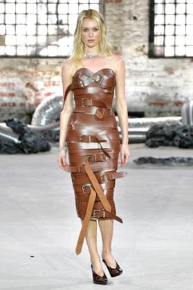 Model bei der Marina Hoermanseder Fashion Show auf der Berlin Fashion Week S S 2027 im Haus der Visionäre. Berlin, 03.07.2026 *** Model at the Marina Hoermanseder fashion show during Berlin Fashion Week S S 2027 at the Haus der Visionäre in Berlin, July 3, 2026 Foto:xM.xBehrensx xFuturexImagex hoermannseder_6791