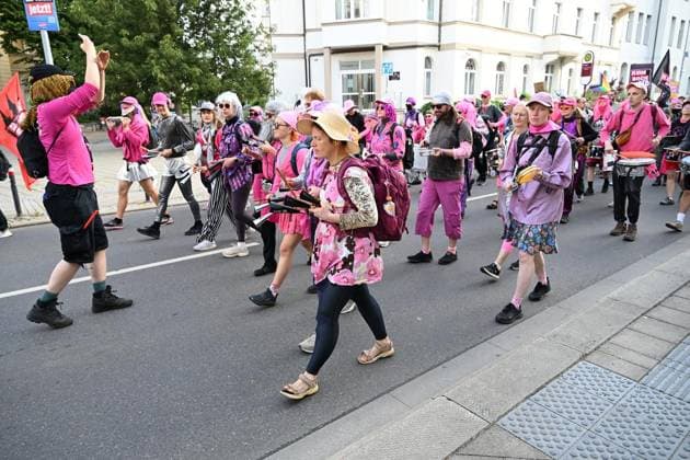 Erfurter AfD Parteitag 2026 ** NUR FÜR REDAKTIONELLE ZWECKE ** EDITORIAL USE ONLY **<p>Erfurt AfD Parteitag 04.07.2026 DGB Demostration Zug durch Erfurt zum Messegelände< p> Marco Schmidt Thüringen Germany Erfurt Copyright: MarcoxSchmidt *** 2026 AfD Party Convention in Erfurt ** FOR EDITORIAL PURPOSES ONLY ** EDITORIAL USE ONLY ** p Erfurt AfD Party Convention 04 07 2026 DGB Demonstration March through Erfurt to the Exhibition Grounds p Marco Schmidt Thuringia Germany Erfurt Copyright MarcoxSchmidt Copyright: MarcoxSchmidt doc86kfaiv6s54ml3421utk ,EDITORIAL USE ONLY