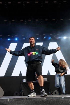 Marten Laciny alias Marteria bei einem Konzert als Support für Nils Wehowsky alias Finch im Stadion An der Alten Försterei in Berlin, 3. Juli 2026. Marteria Konzert Berlin *** Marten Laciny, also known as Marteria, performing as the opening act for Nils Wehowsky, also known as Finch, at the An der Alten Försterei Stadium in Berlin, July 3, 2026 Marteria Concert Berlin