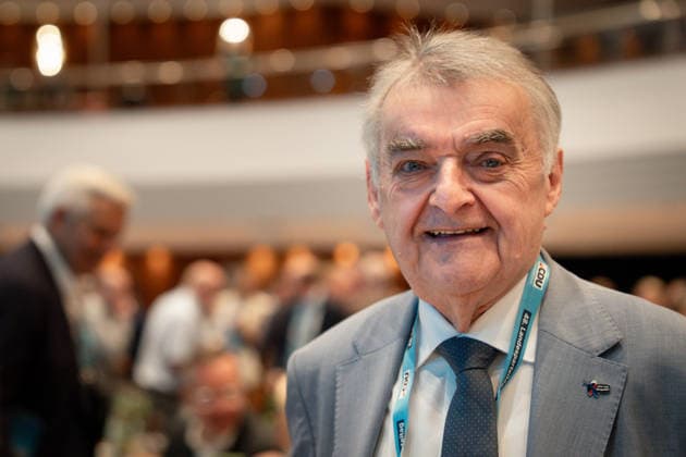 CDU Landesparteitag des Landes Nordrhein-Westfalen in Duesseldorf Herbert Reul, Innenminister des Landes Nordrhein-Westfalen im Portrait auf dem CDU Landesparteitag des Landes Nordrhein-Westfalen im Maritim Hotel in NRW, Duesseldorf, 04.07.2026 Duesseldorf Nordrhein-Westfalen Deutschland *** CDU State Party Convention of North Rhine-Westphalia in Düsseldorf: A portrait of Herbert Reul, Minister of the Interior of North Rhine-Westphalia, at the CDU State Party Convention of North Rhine-Westphalia at the Maritim Hotel in Düsseldorf, North Rhine-Westphalia, July 4, 2026; Düsseldorf, North Rhine-Westphalia, Germany