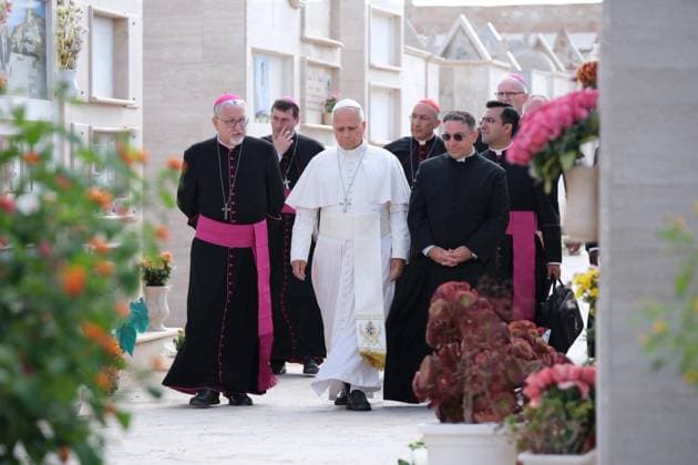 July 4, 2026, Lampedusa: An handout picture provided by Arcidiocesi di Agrigento shows Pope Leo XIV in the Lampedusa s cemetery during his pastoral visit on island in the south of Italy, 4 July 2026 ANSA Arcidiocesi di Agrigento press office handout +++ ANSA PROVIDES ACCESS TO THIS HANDOUT PHOTO TO BE USED SOLELY TO ILLUSTRATE NEWS REPORTING OR COMMENTARY ON THE FACTS OR EVENTS DEPICTED IN THIS IMAGE - NO ARCHIVING - NO LICENSING - NPK Lampedusa  - ZUMAa110 20260704_zaf_a110_010 Copyright: xArcidiocesixDixAgrigentox