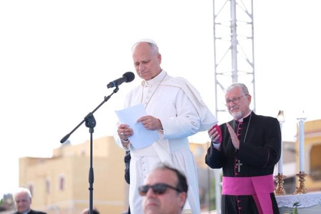 July 4, 2026, Lampedusa: An handout picture provided by Arcidiocesi di Agrigento shows Pope Leo XIV during his pastoral visit on Lampedusa, island in the south of Italy, 4 July 2026 ANSA Arcidiocesi di Agrigento press office handout +++ ANSA PROVIDES ACCESS TO THIS HANDOUT PHOTO TO BE USED SOLELY TO ILLUSTRATE NEWS REPORTING OR COMMENTARY ON THE FACTS OR EVENTS DEPICTED IN THIS IMAGE - NO ARCHIVING - NO LICENSING - NPK Lampedusa  - ZUMAa110 20260704_zaf_a110_020 Copyright: xArcidiocesixDixAgrigentox