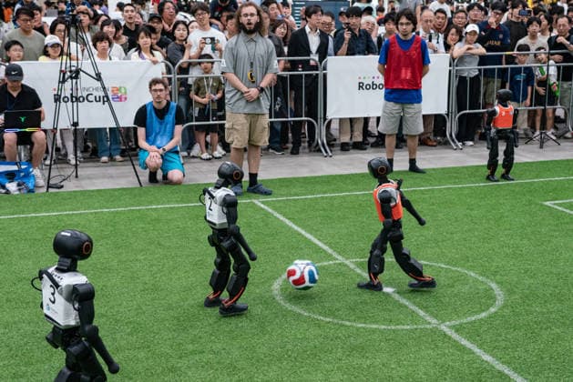 RoboCup 2026 in Incheon, South Korea - 04 Jul 2026 Humanoid robots seen playing soccer for the Humanoid soccer league at Songdo ConvensiA. RoboCup 2026 INCHEON is happening from July 2 to July 6 at Songdo ConvensiA. The event was first held in 1997 and is the world’s largest robot soccer competition and a global challenge dedicated to build a better future through artificial intelligence and robotic technologies. Incheon South Korea Copyright: xSimonxShinx xSOPAxImagesx _DSC5461