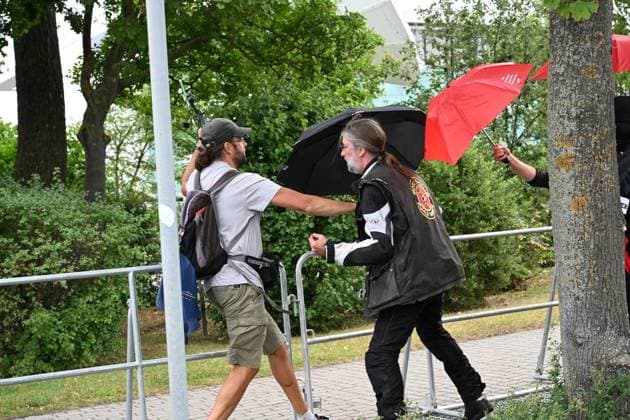 Erfurter AfD Parteitag 2026 ** NUR FÜR REDAKTIONELLE ZWECKE ** EDITORIAL USE ONLY **<p>Erfurt AfD Parteitag 04.07.2026 - Mehrere tausend Teilnehmer bei der DGB Demonstration auf dem Parkplatz der Erfurter Messe nahe des Tagungsort des AfD Parteitags mit Redebeiträgen auf der Bühne des DGB. im Bild: < p> Marco Schmidt Thüringen Germany Erfurt Copyright: MarcoxSchmidt *** 2026 AfD Party Convention in Erfurt ** FOR EDITORIAL PURPOSES ONLY ** EDITORIAL USE ONLY ** p Erfurt AfD Party Convention, July 4, 2026. Several thousand participants at the DGB demonstration in the parking lot of the Erfurt Trade Fair grounds near the venue of the AfD Party Convention, with speeches taking place on the DGB stage, as seen in the photo. p Marco Schmidt, Th Copyright: MarcoxSchmidt doc86khph62hxfdv73voie ,EDITORIAL USE ONLY