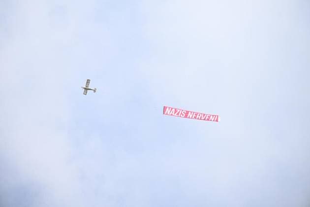 Erfurter AfD Parteitag 2026 ** NUR FÜR REDAKTIONELLE ZWECKE ** EDITORIAL USE ONLY **<p>Erfurt AfD Parteitag 04.07.2026 - Mehrere tausend Teilnehmer bei der DGB Demonstration auf dem Parkplatz der Erfurter Messe nahe des Tagungsort des AfD Parteitags mit Redebeiträgen auf der Bühne des DGB. im Bild: Bodo Ramelox Katrin Göring-Eckardt und Carsten Schneider und Innenminister Georg Maier auf der DGB Kundgebung Messeparkplatz< p> Marco Schmidt Thüringen Germany Erfurt Copyright: MarcoxSchmidt *** 2026 AfD Party Convention in Erfurt ** FOR EDITORIAL PURPOSES ONLY ** EDITORIAL USE ONLY ** p Erfurt AfD Party Convention July 4, 2026 Several thousand participants at the DGB demonstration in the Erfurt Trade Fair parking lot near the venue of the Copyright: MarcoxSchmidt doc86ki55fph5yiu3xqoie ,EDITORIAL USE ONLY