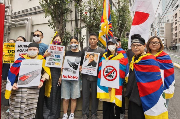 Protesters appeal against China government near the Chinese embassy in Tokyo, Japan on Saturday, July 4, 2026. in Tokyo, Japan on Saturday, July 4, 2026.  TKP2026070409 KEIZOxMORI