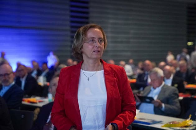 Erfurt Beatrix von Storch auf dem Bundesparteitag der AfD Beatrix von Storch auf dem Bundesparteitag der AfD am 04.07.2026 auf dem Bundesparteitag der Alternative fuer Deutschland in Erfurt, Beatrix von Storch auf dem Bundesparteitag der AfD, *** Erfurt: Beatrix von Storch at the AfD National Party Convention; Beatrix von Storch at the AfD National Party Convention on July 4, 2026, at the Alternative for Germany National Party Convention in Erfurt; Beatrix von Storch at the AfD National Party Convention, Copyright: xEibner-Pressefoto PiaxSchindlerx EP_PSR