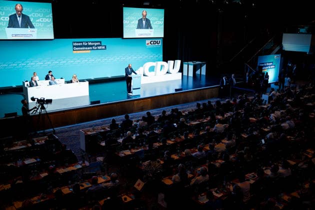 CDU Landesparteitag des Landes Nordrhein-Westfalen in Duesseldorf Bundeskanzler Friedrich Merz bei seiner Rede auf dem CDU Landesparteitag des Landes Nordrhein-Westfalen im Maritim Hotel in NRW, Duesseldorf, 04.07.2026 Duesseldorf Nordrhein-Westfalen Deutschland *** CDU State Party Convention of North Rhine-Westphalia in Düsseldorf; Federal Chancellor Friedrich Merz delivering his speech at the CDU State Party Convention of North Rhine-Westphalia at the Maritim Hotel in Düsseldorf, North Rhine-Westphalia, July 4, 2026; Düsseldorf, North Rhine-Westphalia, Germany