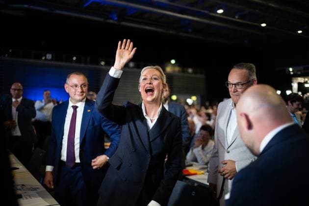 AFD - BUNDESPARTEITAG 2026 IN DER MESSE ERFURT ** NUR FÜR REDAKTIONELLE ZWECKE ** EDITORIAL USE ONLY **<p>04 07 2026-Erfurt: Bundesparteitag der AfD (Alternative für Deutschland) Auf dem Parteitag soll unter anderem der Bundesvorstand der AfD neu gewählt werden. im Foto: Alice Weidel, Bundesvorsitzende und Fraktionsvorsitzende der AfD nach ihrer erneuten Wahl zur Bundesvorsitzenden. ( Deutschland Thueringen Erfurt Copyright: SaschaxFromm *** AFD NATIONAL PARTY CONVENTION 2026 AT THE ERFURT EXHIBITION CENTER ** FOR EDITORIAL USE ONLY ** p July 4, 2026 Erfurt Federal Party Convention of the AfD (Alternative for Germany) Among other things, the AfD’s Federal Executive Board is to be re-elected at the party convention. Pictured: Alice Copyright: SaschaxFromm doc86kkmkkxbaw1g2ehdaul ,EDITORIAL USE ONLY