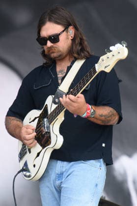 Caamp Perform at BST Hyde Park, London, UK - Sat 4 Jul 2026 Bassist Matt Vinson of American folk band Caamp performs on the Great Oak Stage at BST Hyde Park Festival in Hyde Park in London, England, UK on Saturday 4 July 2026., Credit:Justin Ng Avalon UK, England, London, Hyde Park  Copyright: xJustinxNgx xAvalonx 1114406979