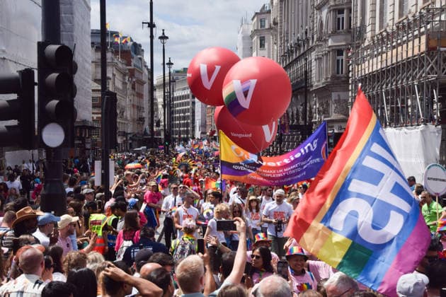 July 4, 2026, London, United Kingdom: Thousands of participants pass through Piccadilly with banners, flags and signs during the Pride In London parade. London United Kingdom  - ZUMAs197 20260704_aaa_s197_064 Copyright: xVukxValcicx