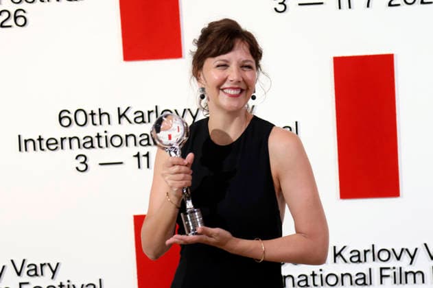 Maggie Gyllenhaal bei der Verleihung des Crystal Globe Award auf dem 60. Internationalen Filmfestival Karlovy Vary 2026 im Festival Hotel Thermal. Karlsbad, 03.07.2026 *** Maggie Gyllenhaal at the Crystal Globe Award ceremony during the 60th Karlovy Vary International Film Festival in 2026 at the Festival Hotel Thermal in Karlovy Vary, July 3, 2026 Foto:xB.xThomasx xFuturexImagex gyllenhaal_6705