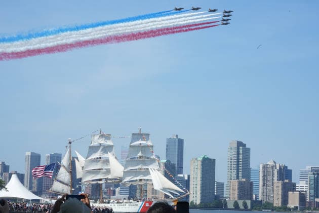 July 4, 2026, New Yok, New York, USA: US Coast Guard Eagle during a celebration of America s 250th birthday, a parade of tall ships and gray hull ships sail into New York Harbor and up the Hudson River on July 4th, 2026 in New York. New Yok USA  - ZUMAb148 20260704_zap_b148_063 Copyright: xBryanxSmithx