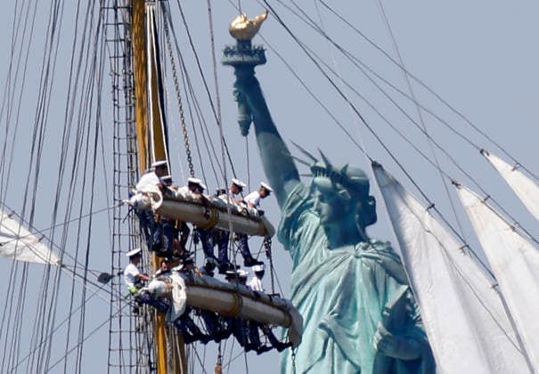The tall ship Mircea from Romania sails past the Statue of Liberty as part of Sail4th 250, a celebration for America s 250th anniversary, in New York City on Saturday, July 4, 2026. The event includes over 100 tall ships and navy vessels from more than 30 nations.  NYP202607044005 JOHNxANGELILLO