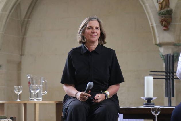 Katrin Göring-Eckardt (MdB) bei der Podiumsdiskussion zum Aufruf Erfurt - Stadt der Freiheit, der Verantwortung und der Demokratie in der Erfurter in der Predigerkirche. Erfurt, 04.07.2026. Die Veranstaltung war Teil des zivilgesellschaftlichen Festes der Demokratie, welches im Kontext der zeitgleich stattfindenden AfD-Bundesparteitage und der damit verbundenen Großdemonstrationen in der Stadt organisiert wurde. *** Katrin Göring Eckardt, Member of the Bundestag, at the panel discussion on the Erfurt: City of Freedom, Responsibility, and Democracy initiative, held at the Predigerkirche in Erfurt, July 4, 2026. The event was part of the civil society Festival of Democracy, which was organized in the context of the AfD f Copyright: xAgenturxMatthiasxWehnertx xM.xGränzdörferx