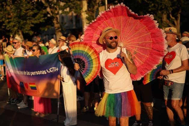 2026 National LGBTI Pride Parade in Madrid The atmosphere on the streets of Madrid during the 2026 National LGBTI Pride Parade on July 4, 2026, in Madrid, Spain. The 2026 National Pride Parade, under the slogan Take to the Streets with Pride: Dissent and Resistance, demands a National Pact against hate speech, the effective implementation of LGBTQ+ and transgender laws, the criminalization of conversion therapies with prison sentences, and the recognition of non-binary and intersex people. JULY 4, 2026 PARADE Alejandro Martínez Vé Madrid, Madrid, Spain  Copyright: xAlejandroxMartinezxVÃ lezx 7644696