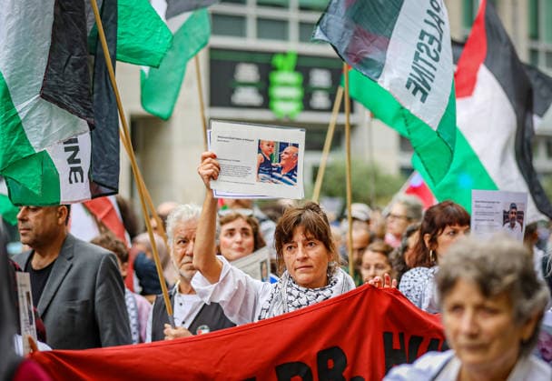 July 4, 2026, Berlin, Berlin, Germany: Berlin, Germany, July 4, 2026: Demonstrators take part in a pro-Palestinian march through central Berlin calling for an end to the war in Gaza, protection of medical workers, and the release of detained Palestinian doctor Hussam Abu Safiya. Participants carried Palestinian flags, banners and photographs during the demonstration. ZUMA Press Wire. Berlin Germany  - ZUMAa268 20260704_zip_a268_016 Copyright: xAbdelrahmanxAlkahloutx
