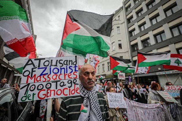 July 4, 2026, Berlin, Berlin, Germany: Berlin, Germany, July 4, 2026: Demonstrators take part in a pro-Palestinian march through central Berlin calling for an end to the war in Gaza, protection of medical workers, and the release of detained Palestinian doctor Hussam Abu Safiya. Participants carried Palestinian flags, banners and photographs during the demonstration. ZUMA Press Wire. Berlin Germany - ZUMAa268 20260704_zip_a268_025 Copyright: xAbdelrahmanxAlkahloutx