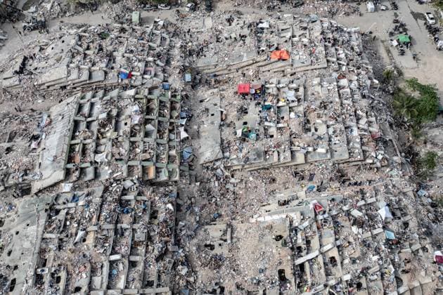 Aerial views reveal scale of devastation in Venezuela after twin earthquakes LA GUAIRA, VENEZUELA - JULY 4: An aerial view captures the catastrophic destruction across the Caraballeda and Caribe neighborhoods in the coastal city of La Guaira, Venezuela, on July 4, 2026, the area hardest hit by the recent 7.2 and 7.5 magnitude twin earthquakes. As emergency response teams continue searching the debris for survivors, the aerial footage underscores the severe impact of the disaster. Cem Tekkesinoglu Anadolu La Guaira Venezuela. Editorial use only. Please get in touch for any other usage.  Copyright: x2026xAnadoluxCemxTekkesinoglux