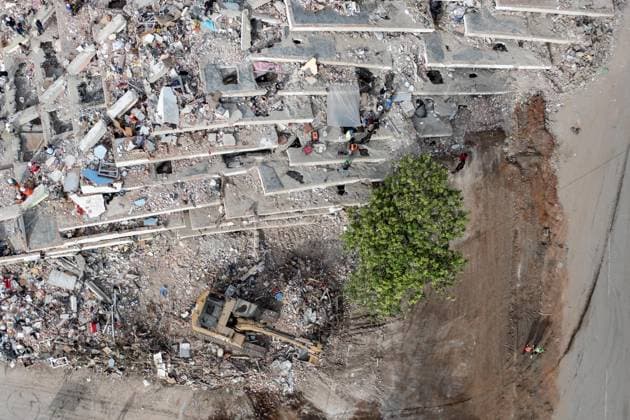 Aerial views reveal scale of devastation in Venezuela after twin earthquakes LA GUAIRA, VENEZUELA - JULY 4: An aerial view captures the catastrophic destruction across the Caraballeda and Caribe neighborhoods in the coastal city of La Guaira, Venezuela, on July 4, 2026, the area hardest hit by the recent 7.2 and 7.5 magnitude twin earthquakes. As emergency response teams continue searching the debris for survivors, the aerial footage underscores the severe impact of the disaster. Cem Tekkesinoglu Anadolu La Guaira Venezuela. Editorial use only. Please get in touch for any other usage.  Copyright: x2026xAnadoluxCemxTekkesinoglux