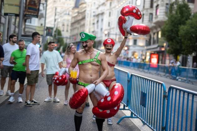 Madrid, pride 2026 A couple dressed as the Mario brothers participates in MADO 2026 on a street in the center of Madrid Celebration of MADO, annual LGBT Pride parade through the center of Madrid, one of the largest and most important in Europe. MADRID Spain Copyright: xDavidxCanalesx xSOPAxImagesx David-Canales-1438732