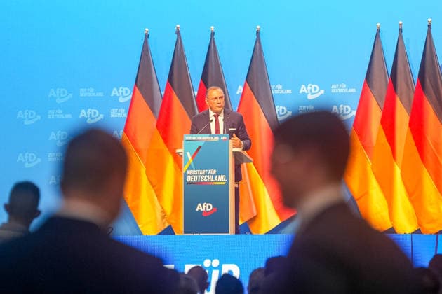 Erfurt Tino Chrupalla bei seiner Bewerbungsrede zur Wiederwahl als Bundessprecher Tino Chrupalla waehrend seiner Bewerbungsrede zur Wiederwahl als Bundessprecheram 04.07.2026 auf dem Bundesparteitag der Alternative fuer Deutschland in Erfurt, Tino Chrupalla bei seiner Bewerbungsrede zur Wiederwahl als Bundessprecher, *** Erfurt: Tino Chrupalla during his campaign speech for reelection as federal spokesperson. Tino Chrupalla during his campaign speech for reelection as federal spokesperson on July 4, 2026, at the federal party convention of Alternative for Germany in Erfurt, Tino Chrupalla during his campaign speech for reelection as federal spokesperson, Copyright: xEibner-Pressefoto PiaxSchindlerx EP_PSR