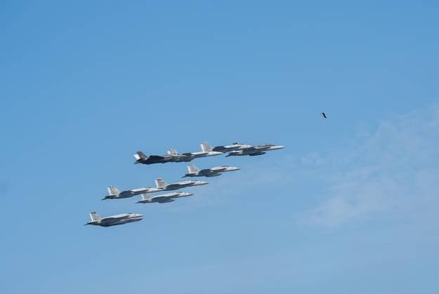 RECORD DATE NOT STATED New York Harbor Comes Alive as Sail250 Tall Ships Parade Marks America™s 250th Birthday (NEW) New York Harbor Comes Alive as Sail250 Tall Ships Parade Marks America™s 250th Birthday. July 04,2026, New York,USA. Military aircraft soar over New York Harbor in formation during the Sail4th 250 celebration, commemorating the 250th anniversary of the United States on July 4, 2026. Credit: Jorge Estrellado Thenews2(Foto: Jorge Estrellado Thenews2 imago images) New York Harbor Comes Alive as Sail250 Tall Ships Parade Marks America™s 250th Birthday  Copyright: xJorgexEstrelladox