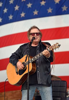 July 4, 2026, Atlanta, Georgia, USA: Don McLean, July 4th 2026 Stars & Stripes Celebration, City Green at Sandy Springs, Georgia 7-4-26 Atlanta USA - ZUMAs380 20260704_zep_s380_017 Copyright: xDerekxStormx