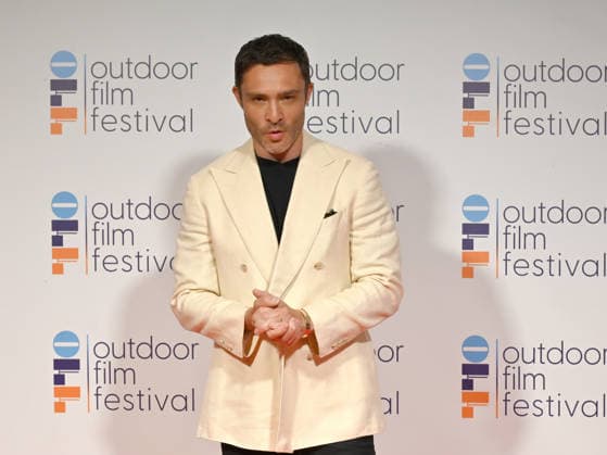 July 4, 2026, San Valentino Torio, Salerno, Italy: Actor and musician Ed Westwick attends at the 2026 Outdoor Film Festival. San Valentino Torio Italy - ZUMAs197 20260704_aaa_s197_452 Copyright: xAntoninoxD™Espositox