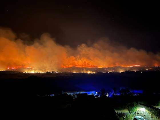 Huge fire broke out on Trevillach - Pyrenees-Orientales Huge fire broke out on the territory of the commune of Trévillach, on the outskirts of Montalba-le-Château, (Pyrénées-Orientales) about 35 kilometres from Perpignan on July 4, 2026. Photo by Geyres-Castoldi ABACAPRESS.COM Montalba-le-Château France  Copyright: xCastoldixIsabelle ABACAx