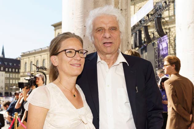 Katharina Koch und Udo Wachtveitl bei der Ankunft zum Event Oper für alle 2026 im Rahmen der Münchner Opernfestspiele mit der Live-Opernübertragung von Richard Wagners Die Walküre im Nationaltheater. München, 04.07.2026 *** Katharina Koch and Udo Wachtveitl upon their arrival at the Opera for All 2026 event, part of the Munich Opera Festival, featuring a live opera broadcast of Richard Wagner’s *Die Walküre* at the National Theater in Munich, July 4, 2026 Foto:xN.xKolinzx xFuturexImagex oper_6770
