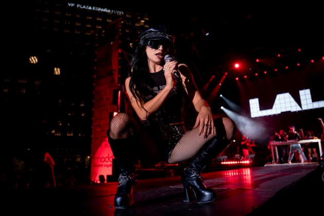 Lali Performs at MADO 2026 Singer Lali performs on the Plaza Espana stage at MADO 2026 Madrid Pride on July 4, 2026, in Madrid, Spain. A singer, actress, and international icon, her performance combines pop, dance, and a captivating stage show to celebrate diversity, freedom, and connection with the audience. JULY 5, 2026, A Pé, MADRID, Spain, MADRID, Spain, Spain  Copyright: xA.xPÃ rezxMecax 7645395