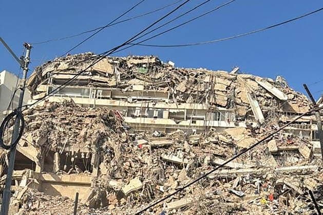 VENEZUELA, LA GUAIRA - JULY 5, 2026: Buildings get destroyed by the June 24 earthquakes in the Caribbean Sea coast city of Catia La Mar Venezuela  - ZUMAt113 20260705_zaa_t113_079 Copyright: xMikhailxMakeyevx