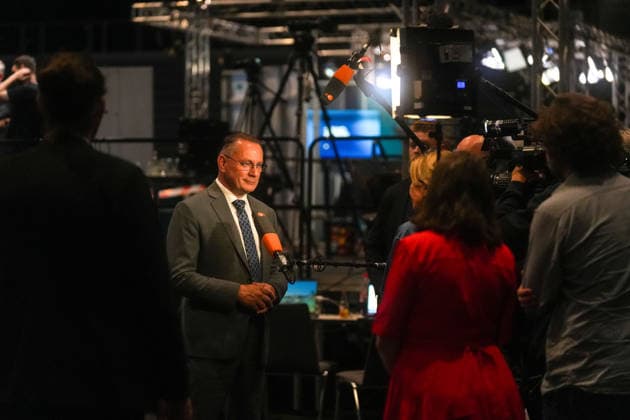 Erfurt Tino Chrupalla, Bundessprecher der AfD, im Interview mit dem ZDF am Rande des Bundesparteitags Tino Chrupalla, Bundessprecher der AfD, im Interview mit dem ZDF am Rande des Bundesparteitags am 05.07.2026 in Erfurt, Tino Chrupalla, Bundessprecher der AfD, im Interview mit dem ZDF am Rande des Bundesparteitags, *** Erfurt: Tino Chrupalla, national spokesperson for the AfD, in an interview with ZDF on the sidelines of the national party convention. Tino Chrupalla, national spokesperson for the AfD, in an interview with ZDF on the sidelines of the national party convention on July 5, 2026, in Erfurt, Tino Chrupalla, national spokesperson for the AfD, in an interview with ZDF on the sidelines of the national party convention, Copyright: xEibner-Pressefoto PiaxSchindlerx EP_PSR