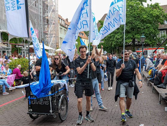 Schützenausmarsch 2026 in Hannover Das weltgrößte 497. Schützenfest beginnt traditionsgemäß mit dem großen Schützenausmarsch in der Innenstadt von Hannover. *** 2026 Schützenausmarsch in Hanover The world s largest Schützenfest, featuring 497 participants, traditionally begins with the grand Schützenausmarsch in downtown Hanover Copyright: xBerndxGüntherx