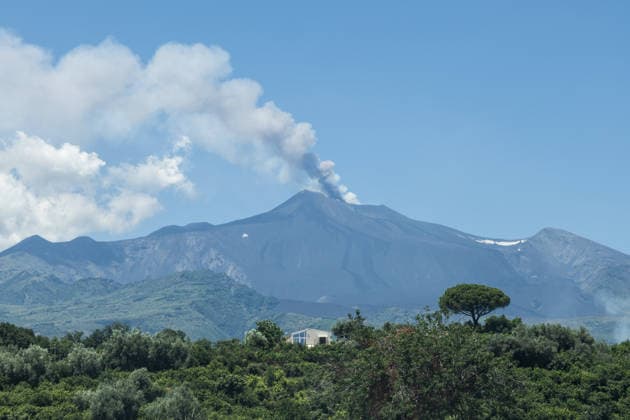 Mount Etna s Eruption As Seen From The Coast - Italy Mount Etna s eruption is seen from the coast in Pozzillo, Catania, Italy on July 5, 2026. Photo by Francesco Enriquez IPA ABACAPRESS.COM Pozzillo Catania Italy  Copyright: xIPA ABACAx
