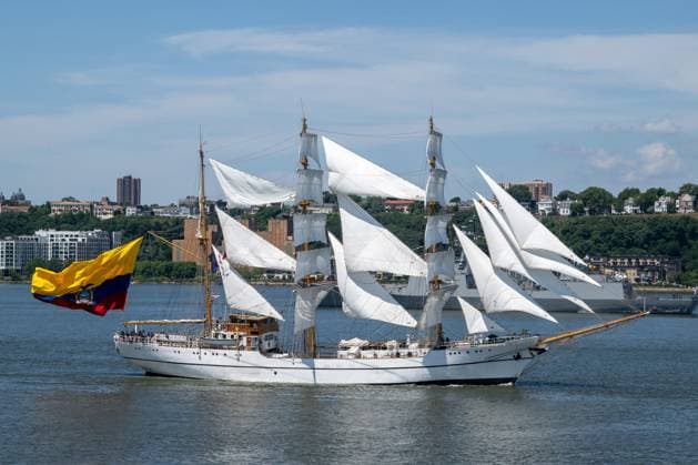 RECORD DATE NOT STATED New York City Celebrates 4th Of July (NEW) New York City Celebrates 4th Of July. July 04, 2026, New York, New York, USA: The BAE Guayas (Ecuador) sails during the Sail4th 250 Tall Ships Parade along the Hudson River on July 04, 2026 in New York City. (Credit: M10s TheNews2)(Foto: M10S Thenews2 imago images) New York City Celebrates 4th Of July  Copyright: xM10sx