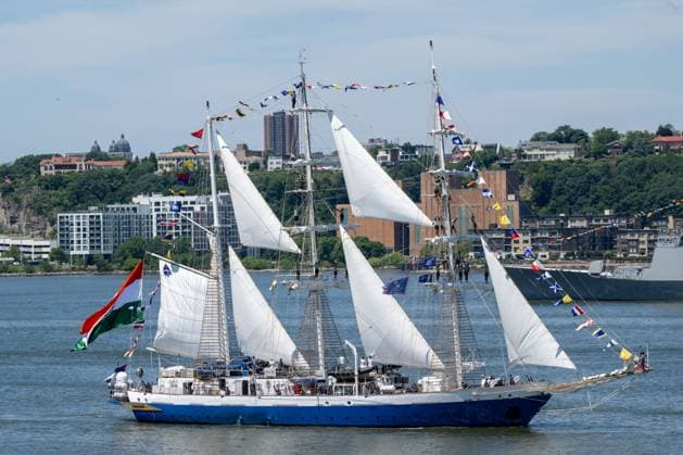 RECORD DATE NOT STATED New York City Celebrates 4th Of July (NEW) New York City Celebrates 4th Of July. July 04, 2026, New York, New York, USA: The INS Sudarshini (India) sails during the Sail4th 250 Tall Ships Parade along the Hudson River on July 04, 2026 in New York City. (Credit: M10s TheNews2)(Foto: M10S Thenews2 imago images) New York City Celebrates 4th Of July  Copyright: xM10sx