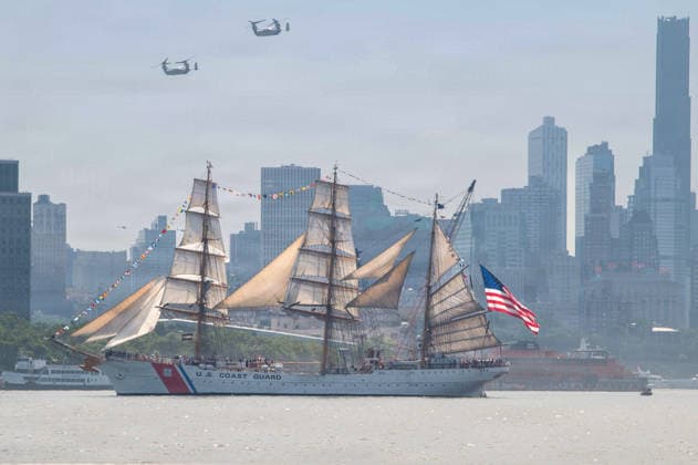 July 5, 2026, New York, Ny, United States: The U.S. Coast Guard Cutter Eagle sails past Manhattan during Sail 250 Parade of Sail and the International Naval Review on the Hudson River, July 4, 2026, in New York City, New York. A tall ship parade and fly-over celebrated AmericaÃ¢â‚¬â ¢s 250th Independence Day in New York Harbor. New York United States - ZUMAp138 20260705_zaa_p138_036 Copyright: xPo3xMarcoxGutierrezxRosales UsxCx