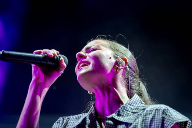 Lucía De la Puerta Performs at MADO 2026 Singer Lucía De la Puerta performs on stage at Plaza de las Reinas during MADO 2026 Madrid Pride on July 5, 2026, in Madrid, Spain. Lucía De la Puerta is an influencer, actress, singer, and medical school graduate. She describes herself as a mecatriz, went viral on TikTok, and has appeared in Netflix projects. She is an urban pop artist and a major advocate for LGBTQI+ visibility on social media. Diego Radamé Madrid, Spain Madrid, Spain Spain  Copyright: xDiegoxRadamÃ sx 7647932