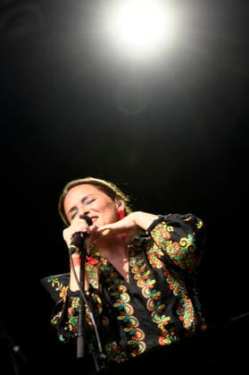 Emiliana Torrini live bei einem Konzert auf der Gilde Parkbühne. Hannover, 05.07.2026 *** Emiliana Torrini performing live at a concert at the Gilde Parkbühne in Hanover, July 5, 2026 Foto:xC.xNiehausx xFuturexImagex torrini_6707
