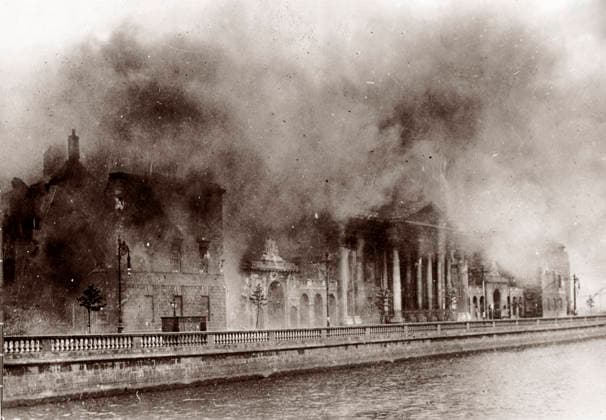 RECORD DATE NOT STATED The Four Courts in Dublin during the Battle of Dublin. The Four Courts in Dublin during the Battle of Dublin. The building had been taken over by Anti-Treaty forces on the date 14 April 1922. Bombarded by National Army forces on 28 and 29 June, a huge explosion of stored munitions on 30 June destroyed the Public Records Office, and with it a huge swathe of Irish cultural memory. Editorial Use only. All other uses to be cleared for permission with WHA or representative agent., WHA_197_1229.JPG.jpg, Four Courts; Dublin; Battle of Dublin; Anti-Treaty forces; National Army; explosion; munitions; Public Records Office; Irish cultural memory; 14 April 1922; 28 June; 29 June; 30 June; bombardment; destruction; historical bui Copyright: xx