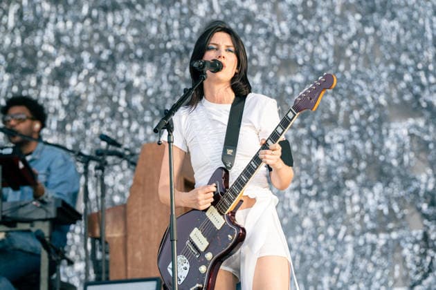 Wolf Alice Performs At Finsbury Park - London Ellie Rowsell of Wolf Alice performs at Wolf Alice at Finsbury Park on July 05, 2026 in London, England. Photo by LounisPhotography ABACAPRESS.COM London United Kingdom  Copyright: xLounisPhotography ABACAx